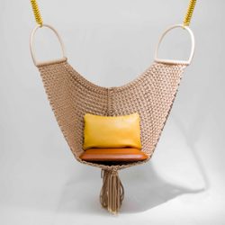 « Swing Chair »,