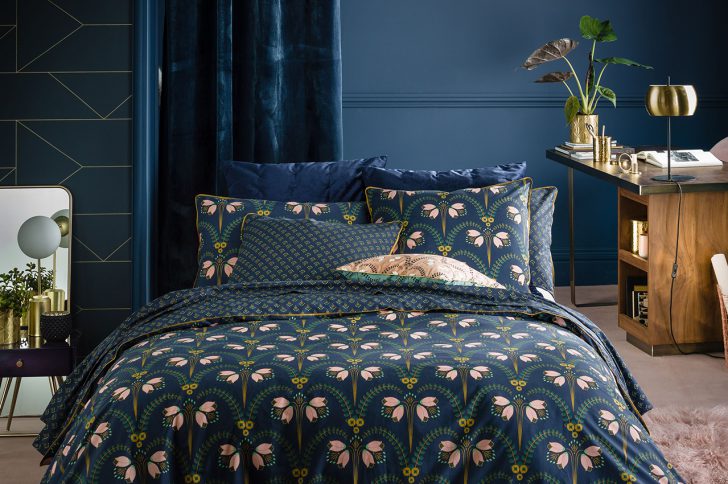 Le bleu nuit devient chaleureux